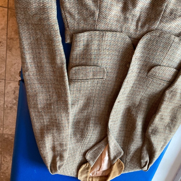 RARE & BURBERRY ESQUE Saks fifth avenues ladies suit SZ 7. Skirt & lined jacket - Picture 8 of 16